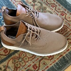 SVNKE Brown Knit Sneakers